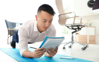 gold coast surgery center 3 Tips To Correct Your Posture And Decrease Neck Back Pain