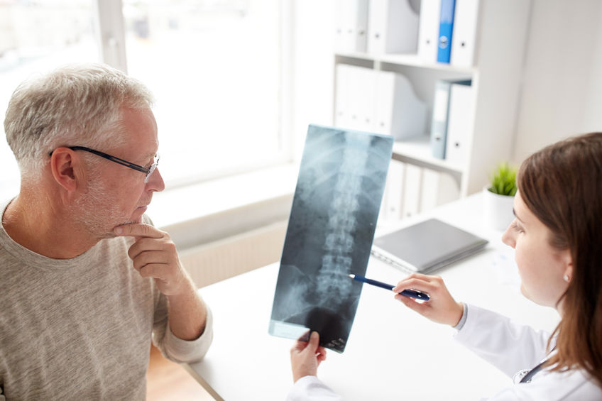 gold-coast-surgicenter-Minimally-Invasive-Spine-Surgery-Treating-Herniated-Discs-With-Less-Downtime.