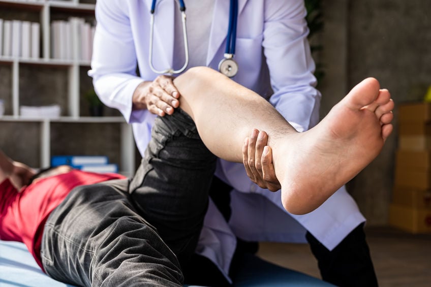 goldcoast-surgery-center-ACL-Tear-To-Return-To-Play-Minimally-Invasive-Arthroscopic-Surgery