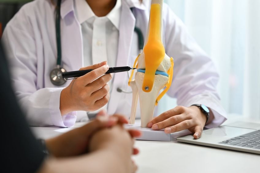 Gold-Coast-Surgicenter-Arthroscopic-Knee-Surgery-Why-Most-Patients-Go-Home-The-Same-Day